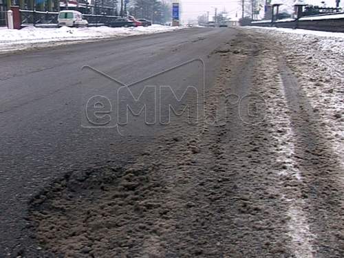 Foto: gropi Baia Sprie - DN 18 (C) eMaramures.ro